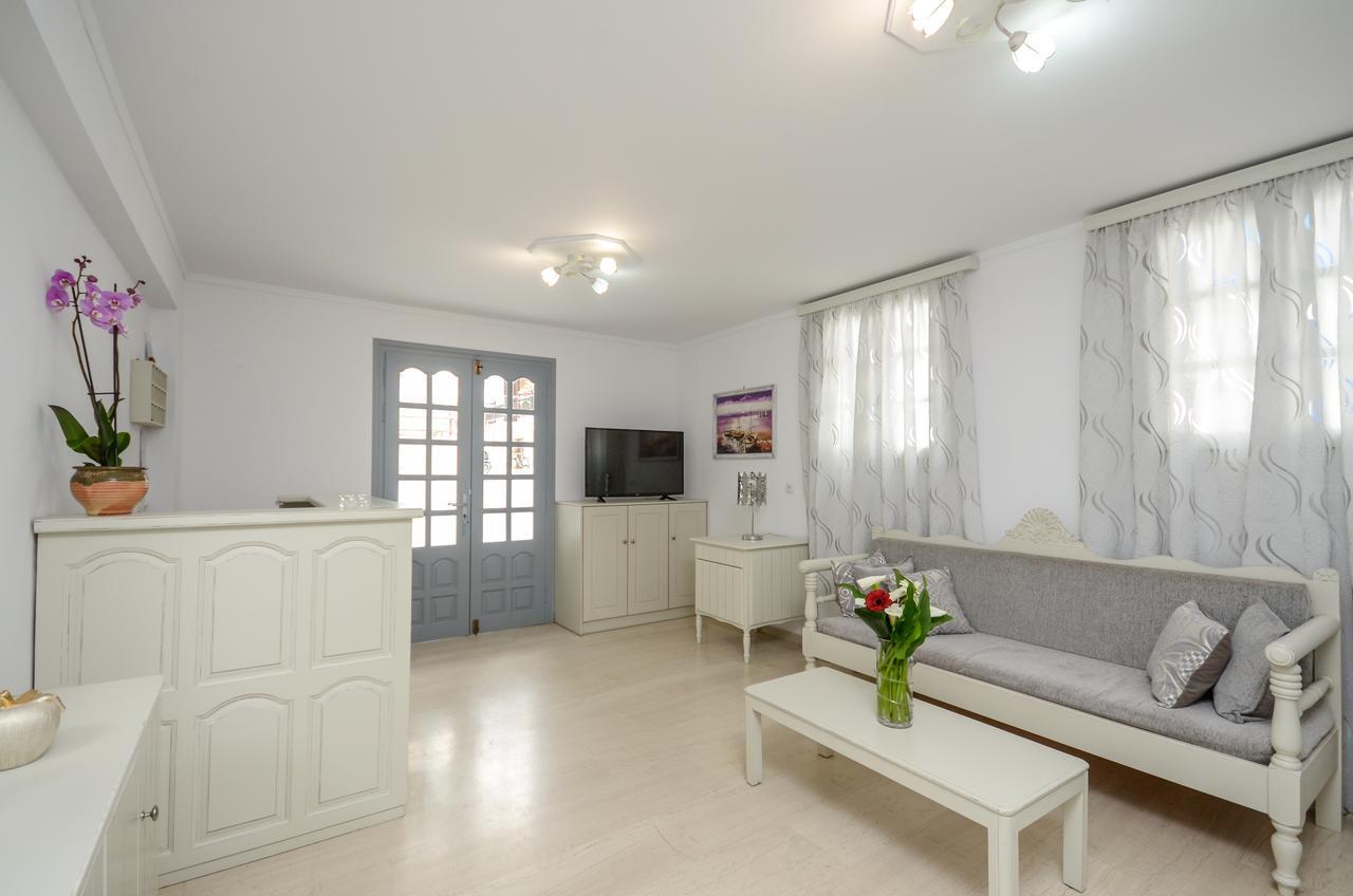 Golden Beach Studios Down Town Naxos City Exterior foto