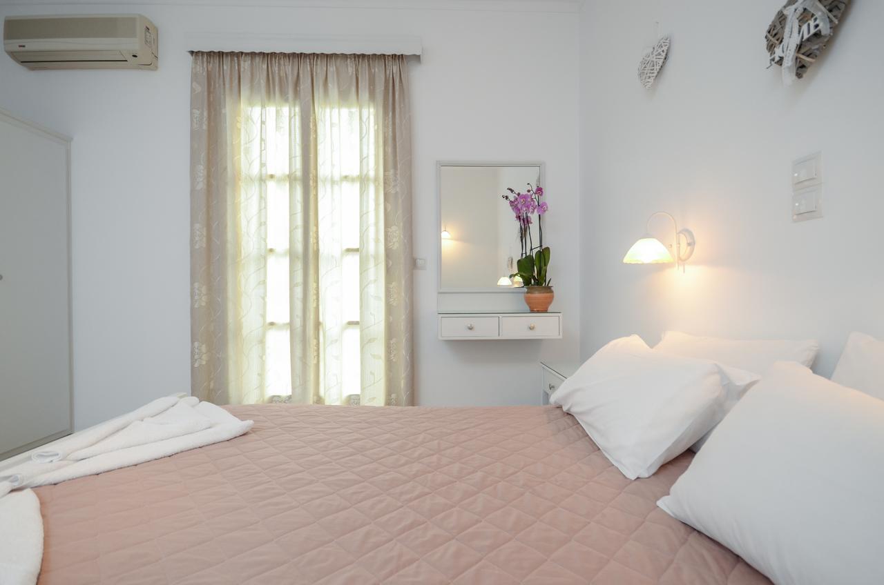 Golden Beach Studios Down Town Naxos City Exterior foto