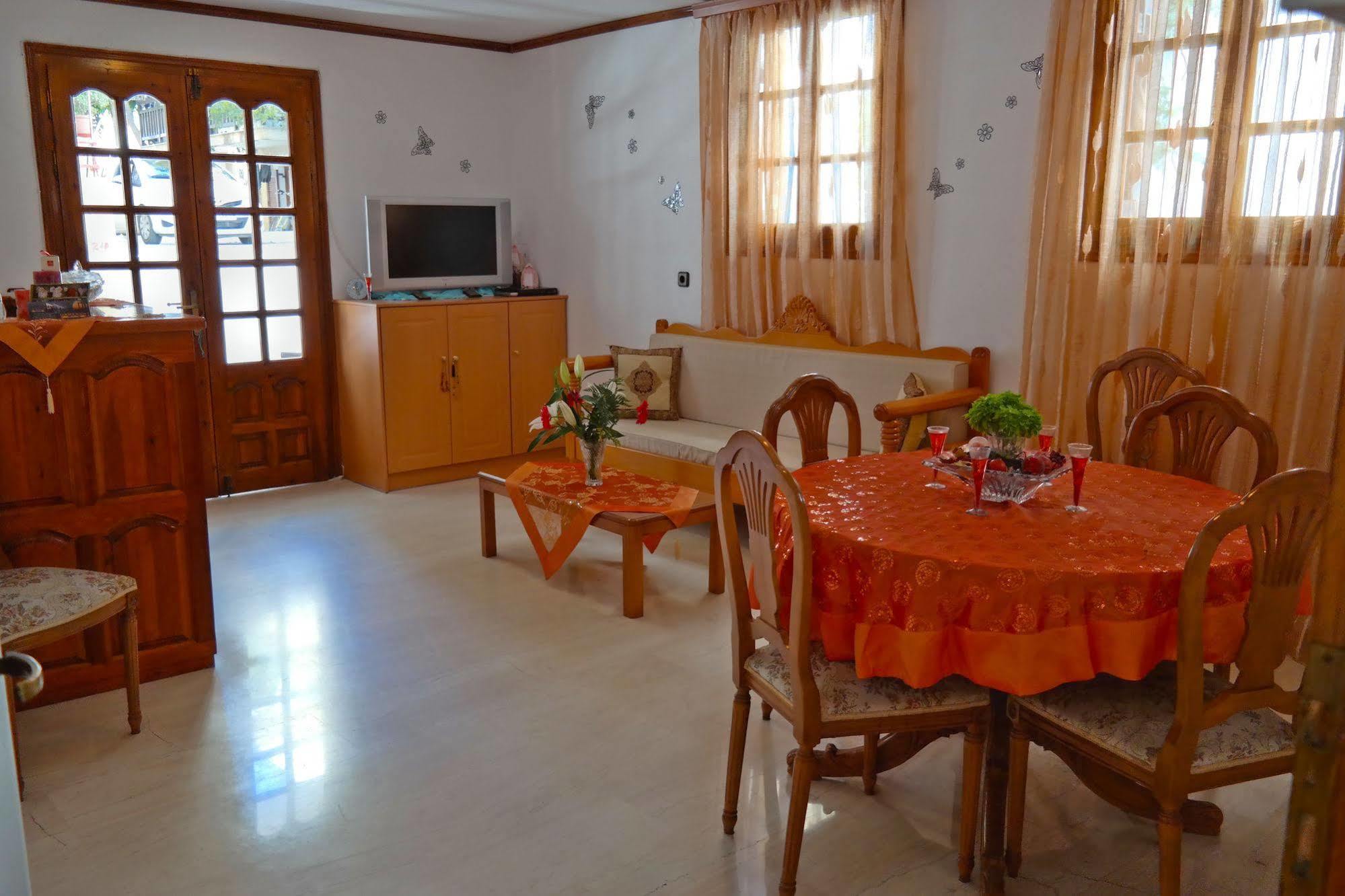 Golden Beach Studios Down Town Naxos City Exterior foto